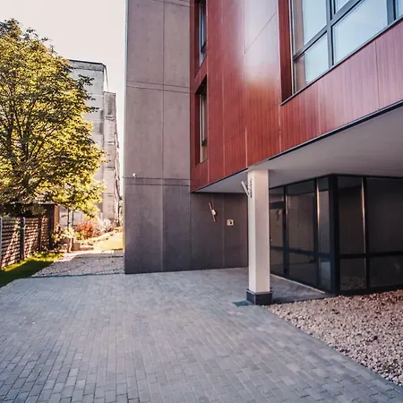 1-Bedroom Penthouse With Underground Parking 里加 外观 照片